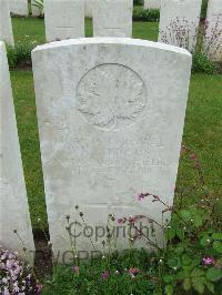 Etaples Military Cemetery - Addison, W G